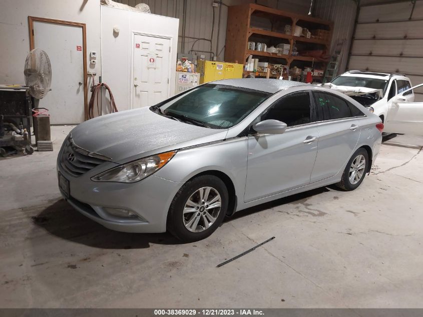 5NPEB4AC2DH714513 2013 Hyundai Sonata Gls