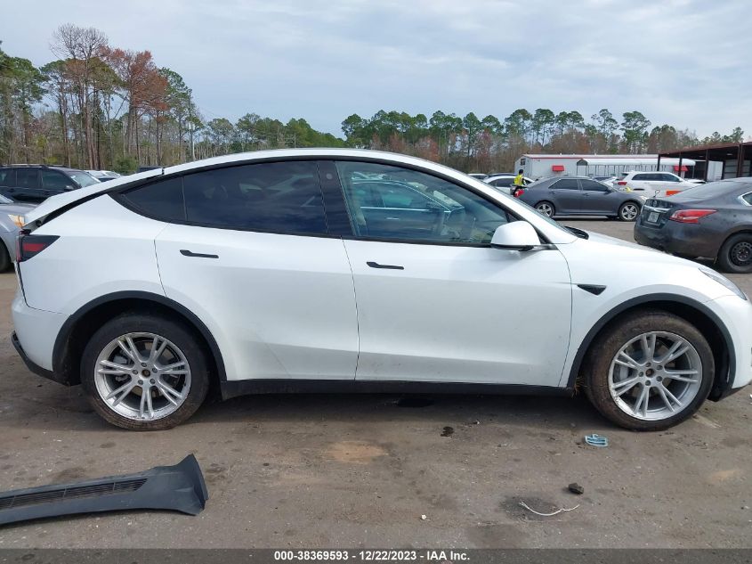 2023 Tesla Model Y Awd/Long Range Dual Motor All-Wheel Drive VIN: 7SAYGDEE1PA040481 Lot: 38369593