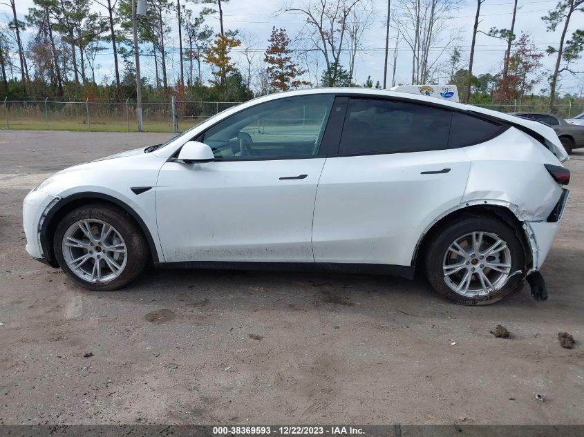 2023 Tesla Model Y Awd/Long Range Dual Motor All-Wheel Drive VIN: 7SAYGDEE1PA040481 Lot: 38369593