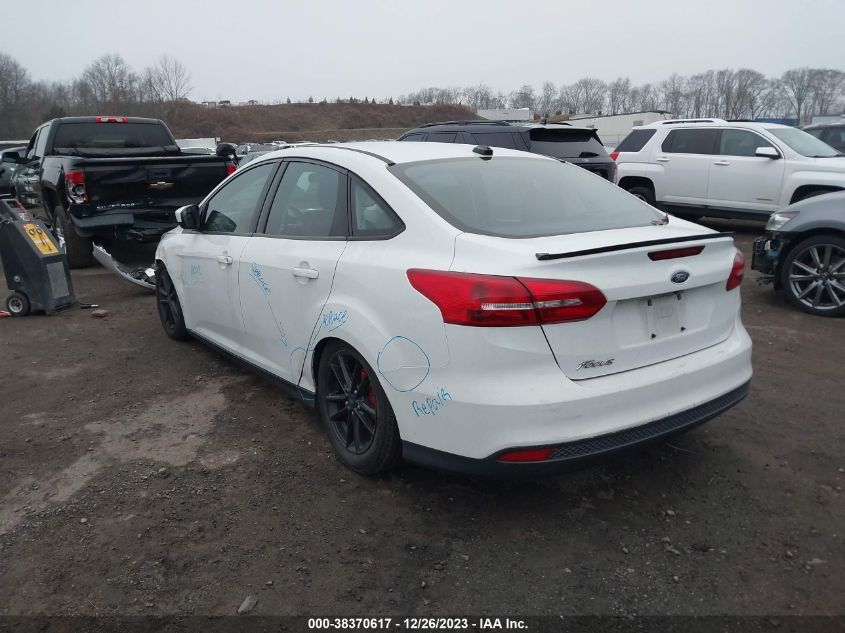 2018 Ford Focus Se VIN: 1FADP3F22JL251261 Lot: 38370617