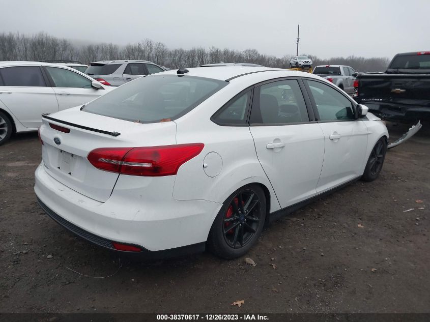 2018 Ford Focus Se VIN: 1FADP3F22JL251261 Lot: 38370617