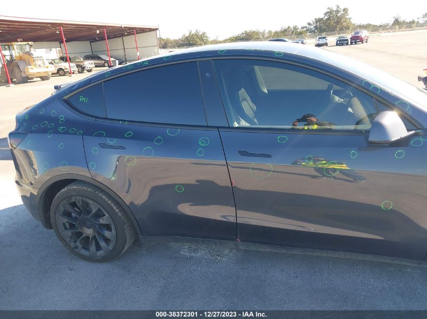 2021 Tesla Model Y Long Range Dual Motor All-Wheel Drive VIN: 5YJYGDEE2MF254391 Lot: 38372301