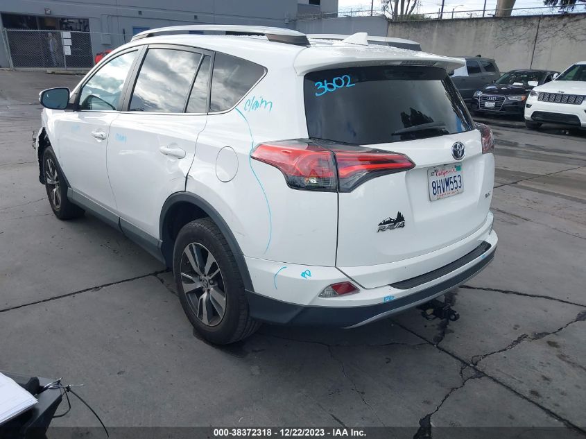 2T3WFREV8JW412617 2018 Toyota Rav4 Xle