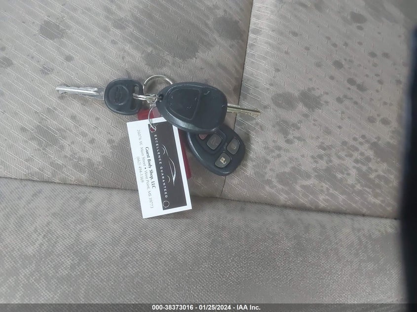 2010 Chevrolet Tahoe Ls VIN: 1GNMCAE34AR105470 Lot: 38373016