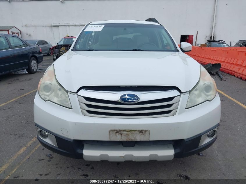 2011 Subaru Outback 2.5I Limited VIN: 4S4BRBKC0B3393383 Lot: 38377247