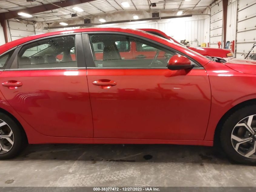 3KPF24AD1KE138296 2019 Kia Forte Lxs