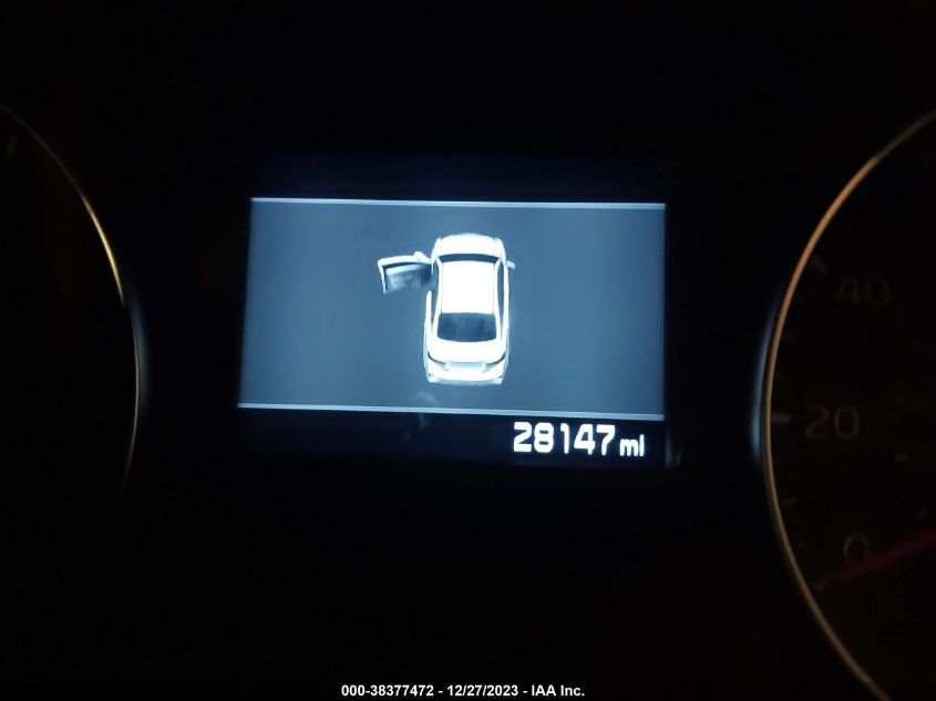 3KPF24AD1KE138296 2019 Kia Forte Lxs