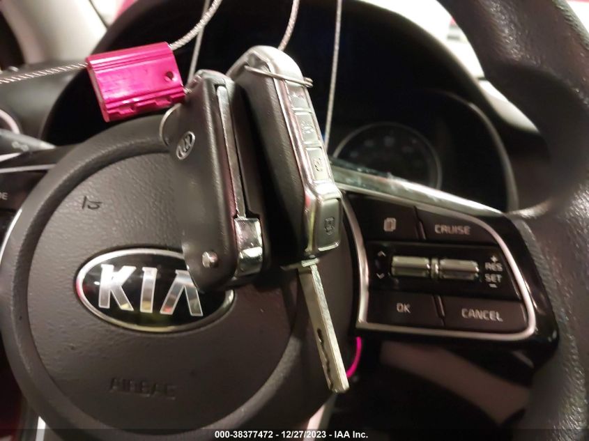 3KPF24AD1KE138296 2019 Kia Forte Lxs