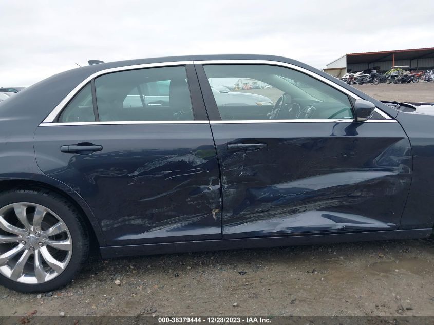 2C3CCAAG1KH592789 2019 Chrysler 300 Touring L