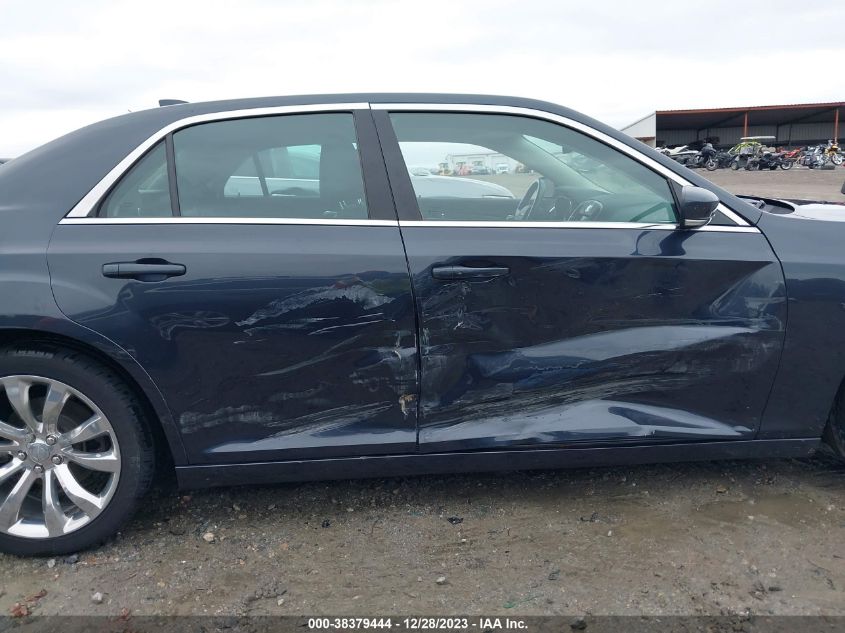 2C3CCAAG1KH592789 2019 Chrysler 300 Touring L