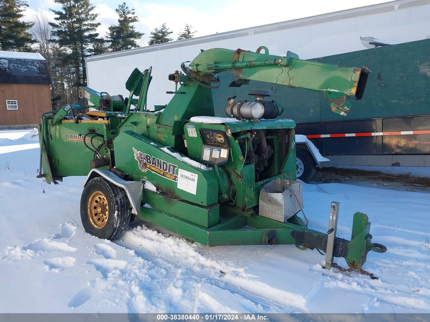 1900 BANDIT INTIMIDATOR 1590XP CHIPPER