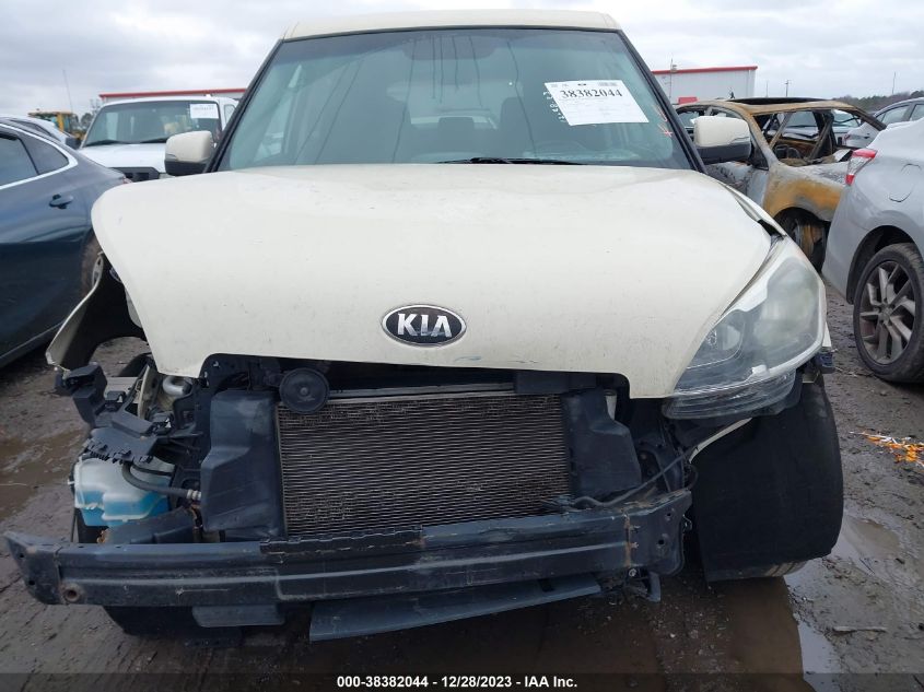 2013 Kia Soul + VIN: KNDJT2A64D7581834 Lot: 38382044