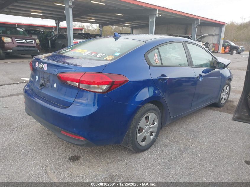 2017 Kia Forte Lx VIN: 3KPFK4A77HE156563 Lot: 38382581