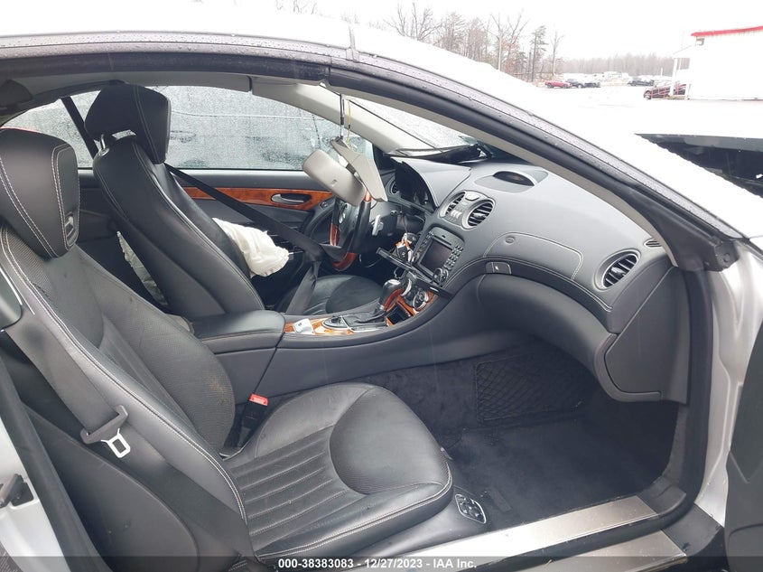 2011 Mercedes-Benz Sl 550 VIN: WDBSK7BA5BF166238 Lot: 38383083