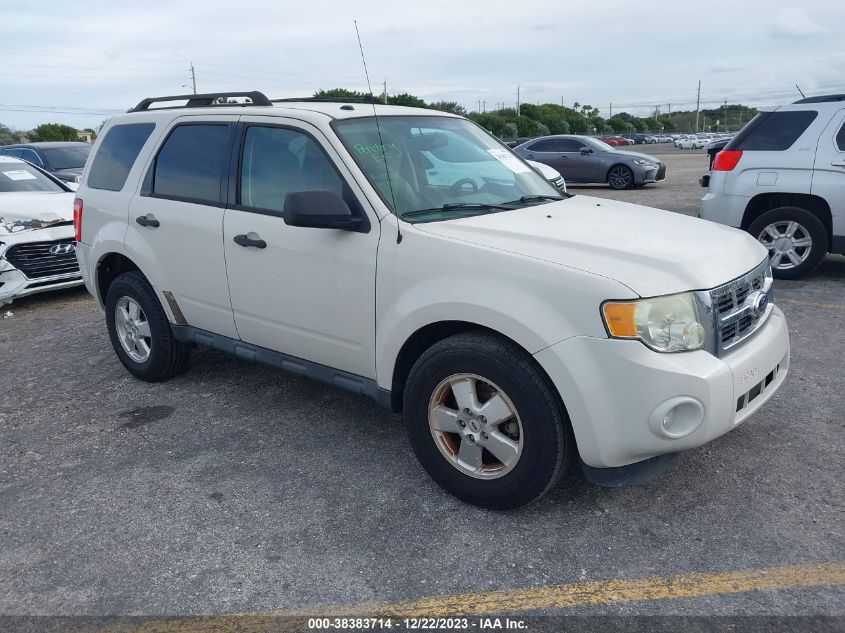 1FMCU9D77BKB26095 2011 Ford Escape Xlt