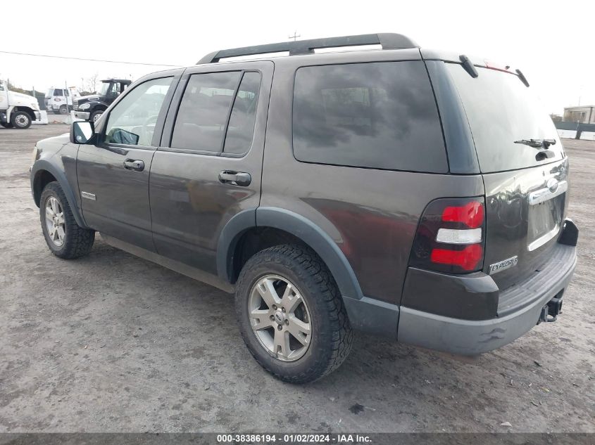 1FMEU73E57UB42868 2007 Ford Explorer Xlt