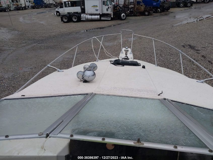 1988 Bayliner 24Ft VIN: BP1A10SBF788 Lot: 38386397