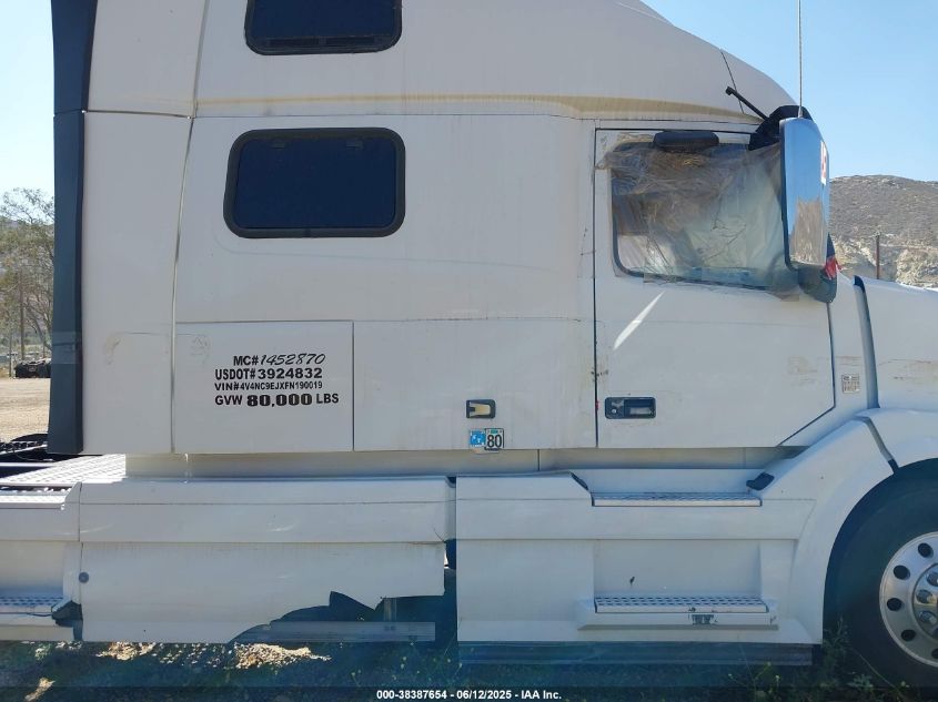 2015 Volvo Vn Vnl VIN: 4V4NC9EJXFN190019 Lot: 38387654