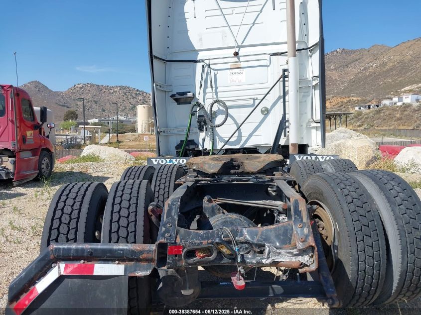 2015 Volvo Vn Vnl VIN: 4V4NC9EJXFN190019 Lot: 38387654