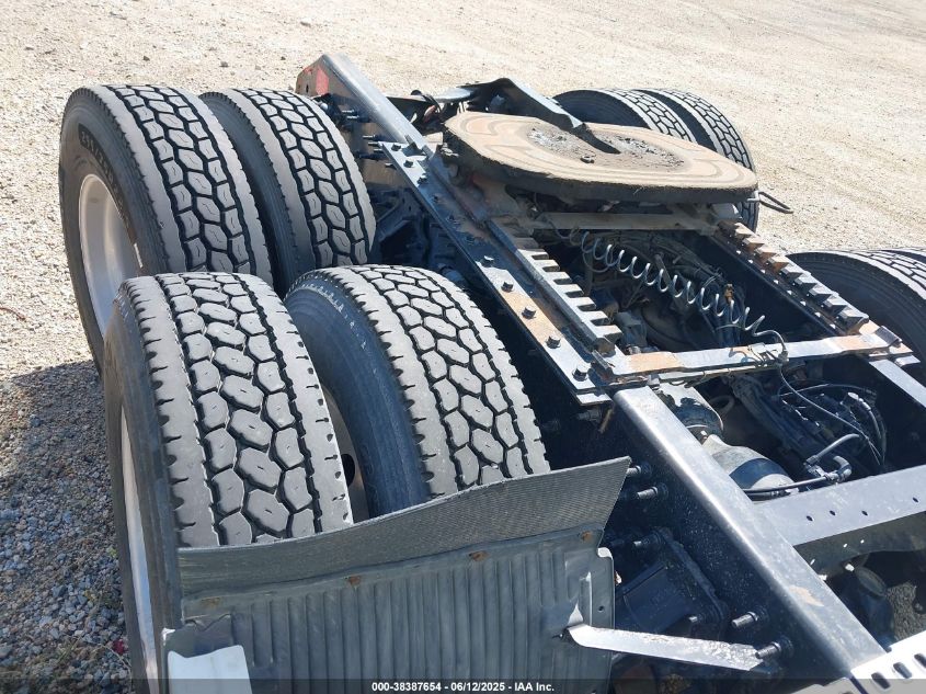 2015 Volvo Vn Vnl VIN: 4V4NC9EJXFN190019 Lot: 38387654