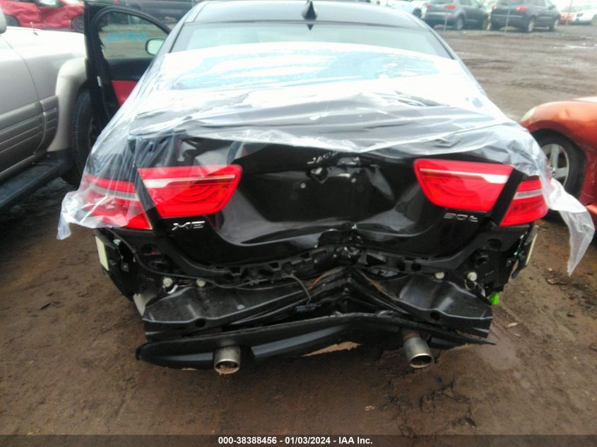 SAJAF4GXXKCP46522 2019 Jaguar Xe 30T R-Sport