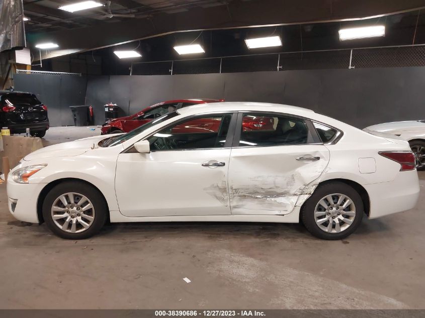 2014 Nissan Altima 2.5 S VIN: 1N4AL3AP7EN389325 Lot: 38390686