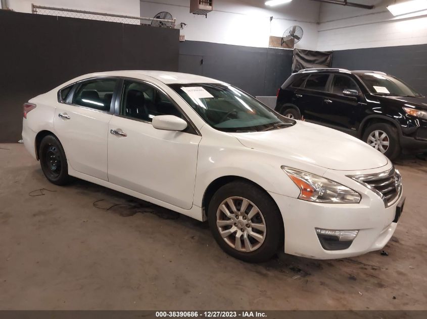 2014 Nissan Altima 2.5 S VIN: 1N4AL3AP7EN389325 Lot: 38390686