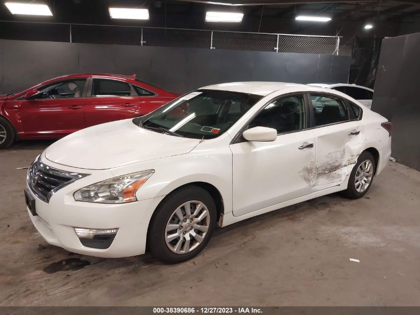 2014 Nissan Altima 2.5 S VIN: 1N4AL3AP7EN389325 Lot: 38390686