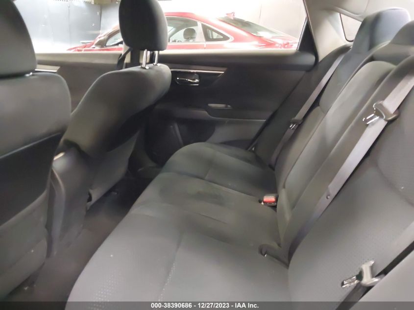 2014 Nissan Altima 2.5 S VIN: 1N4AL3AP7EN389325 Lot: 38390686