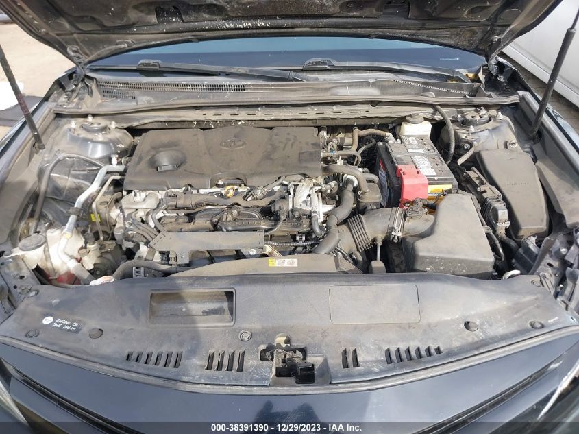 4T1B11HK3JU047398 2018 Toyota Camry Xle