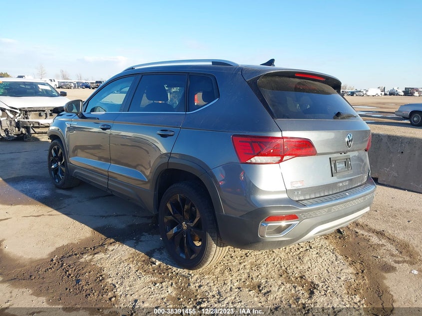 2022 VOLKSWAGEN TAOS 1.5T SE - 3VVLX7B27NM045927