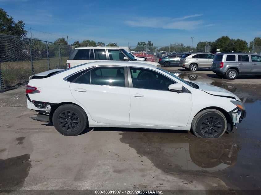 4T1BF1FK5GU145426 2016 Toyota Camry Le