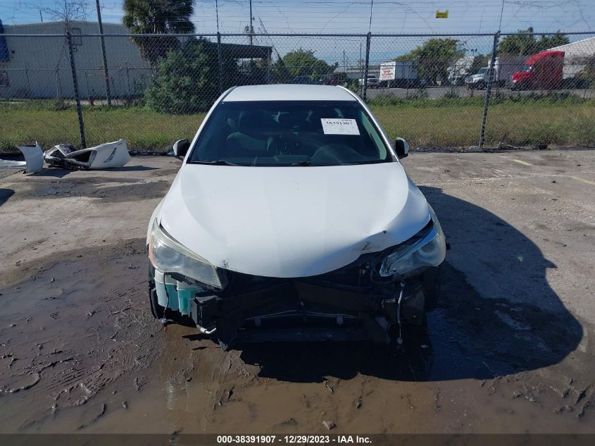 4T1BF1FK5GU145426 2016 Toyota Camry Le