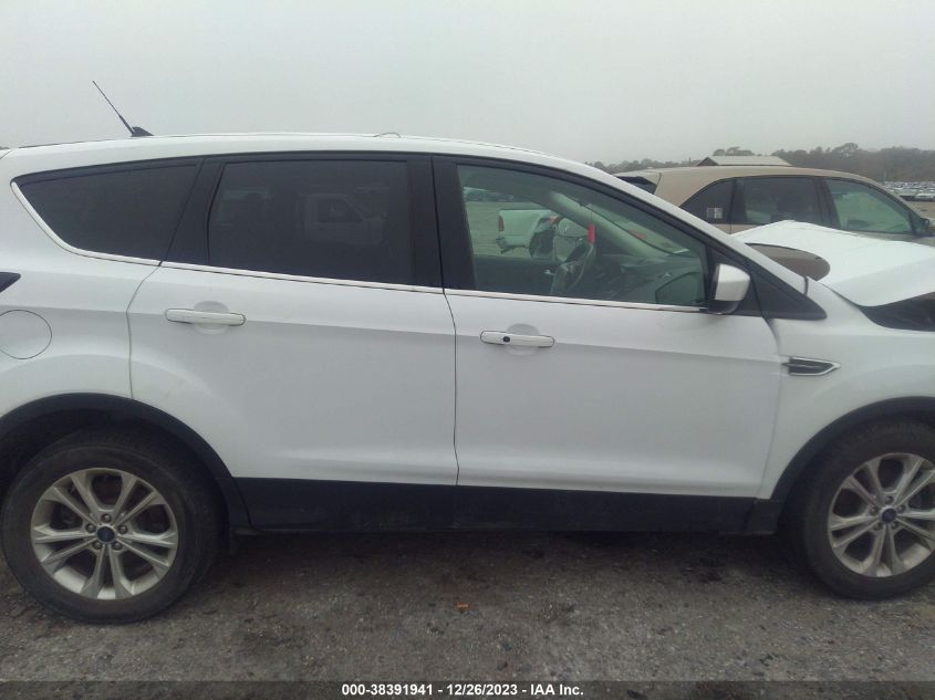 1FMCU0GD1KUC49022 2019 Ford Escape Se