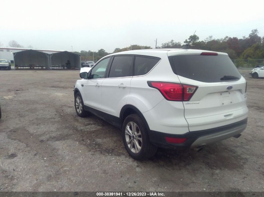 1FMCU0GD1KUC49022 2019 Ford Escape Se