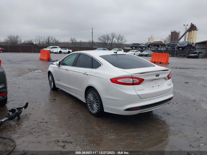 2013 Ford Fusion Hybrid Titanium VIN: 3FA6P0RU5DR323824 Lot: 38392111