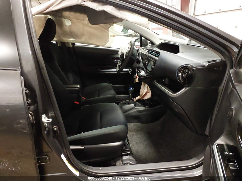 2015 Toyota Prius C Two VIN: JTDKDTB39F1576677 Lot: 38392240