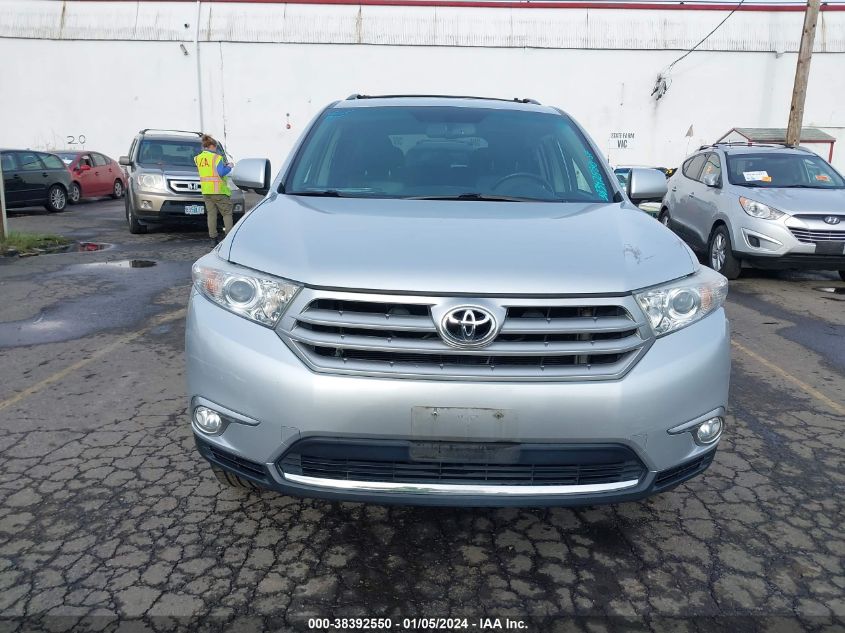 2011 Toyota Highlander Limited V6 VIN: 5TDDK3EH2BS051088 Lot: 38392550