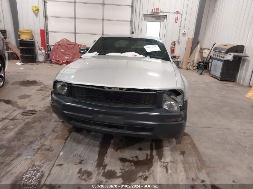 1ZVFT80N855254056 2005 Ford Mustang V6 Deluxe/V6 Premium