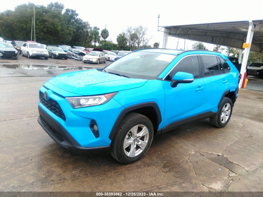 2T3W1RFV4MW104233 2021 Toyota Rav4 Xle