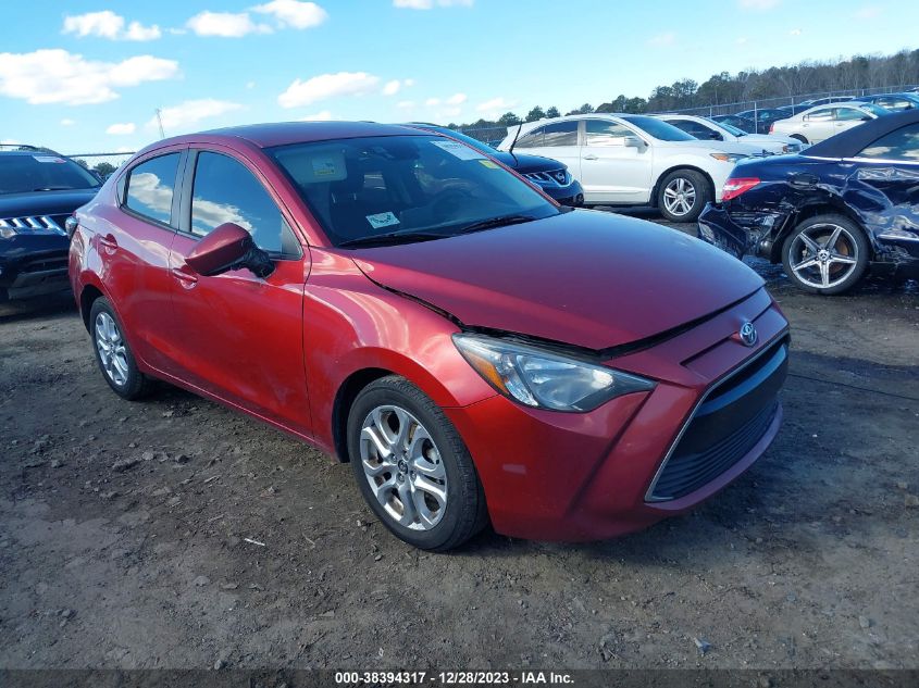 3MYDLBYV2JY333555 2018 Toyota Yaris Ia