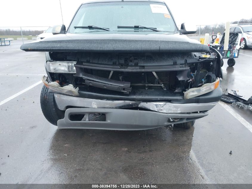 2002 Chevrolet Silverado 1500 Lt VIN: 1GCEK19T62E294397 Lot: 38394755