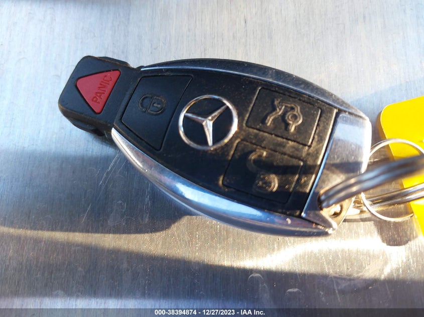 2013 MERCEDES-BENZ S 550 WDDNG7DB1DA520963