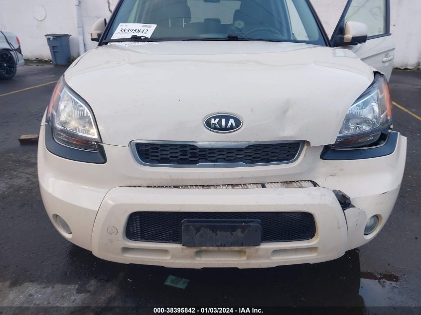 2011 Kia Soul ! VIN: KNDJT2A2XB7334165 Lot: 38395842