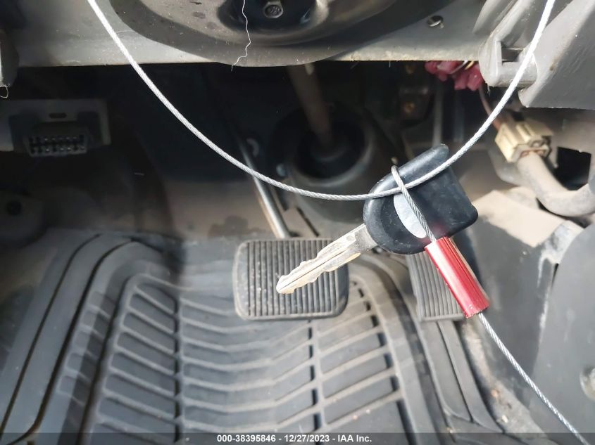 2005 Ford Escape Xls VIN: 1FMYU02Z15KA33194 Lot: 38395846