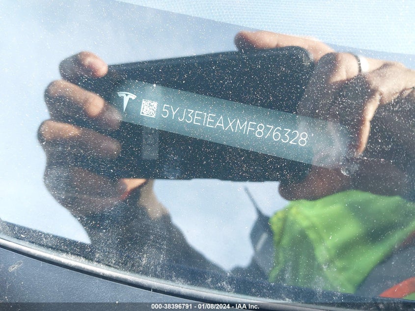 2021 Tesla Model 3 Standard Range Plus Rear-Wheel Drive VIN: 5YJ3E1EAXMF876328 Lot: 38396791