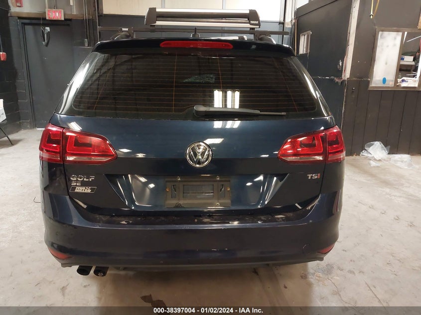 2016 VOLKSWAGEN GOLF SPORTWAGEN TSI SE 4-DOOR - 3VWC17AUXGM519162