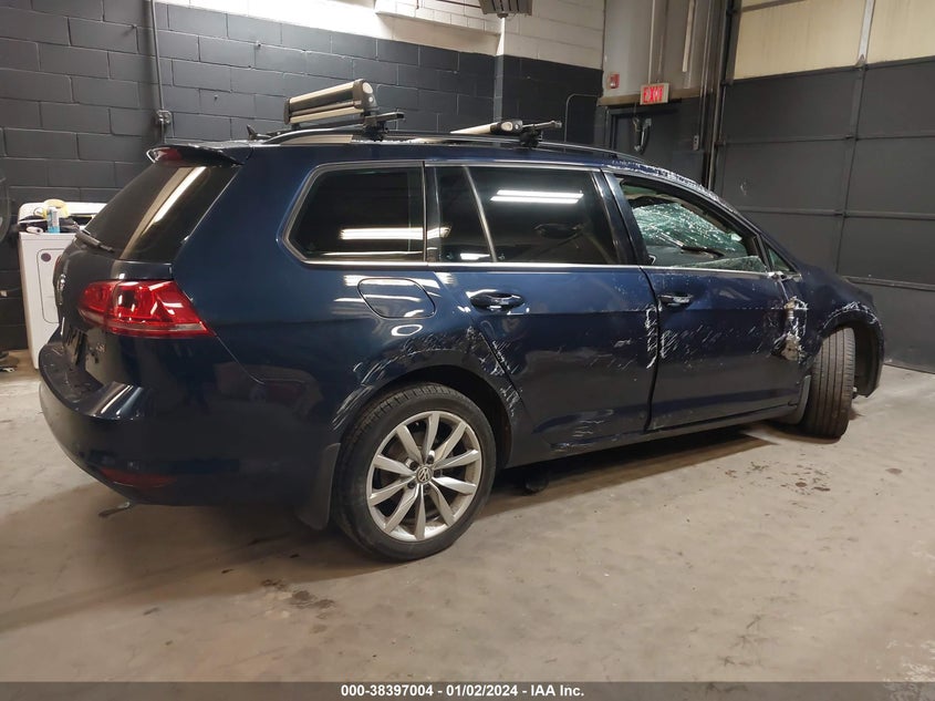 2016 VOLKSWAGEN GOLF SPORTWAGEN TSI SE 4-DOOR - 3VWC17AUXGM519162