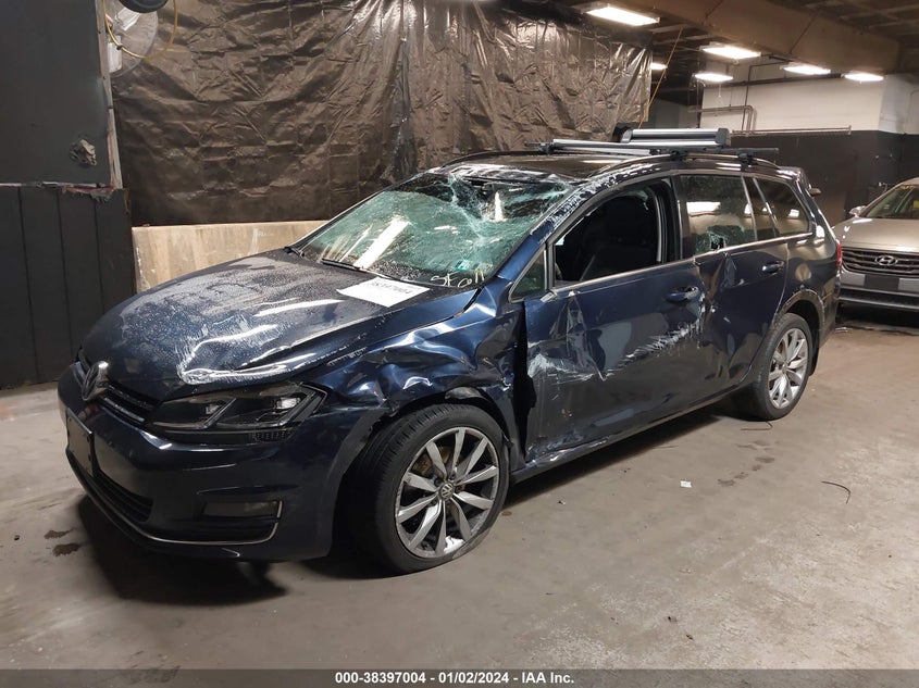 2016 VOLKSWAGEN GOLF SPORTWAGEN TSI SE 4-DOOR - 3VWC17AUXGM519162