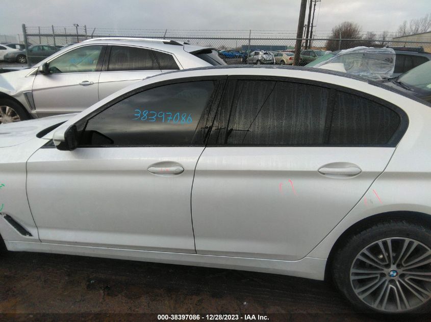 WBAJE7C53KWW03785 2019 BMW 540I xDrive